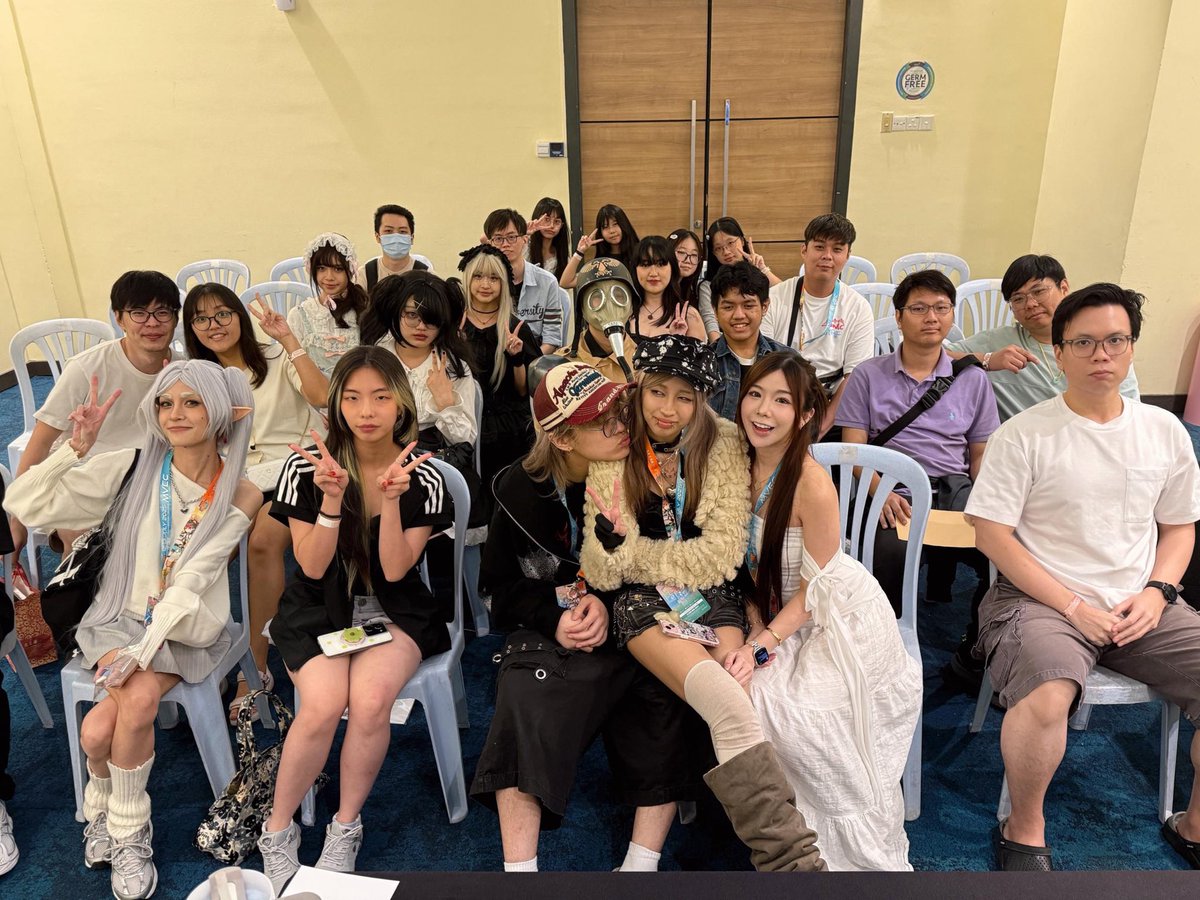 ayana | 🫀 NIJIGEN EXPO - C01 tweet media