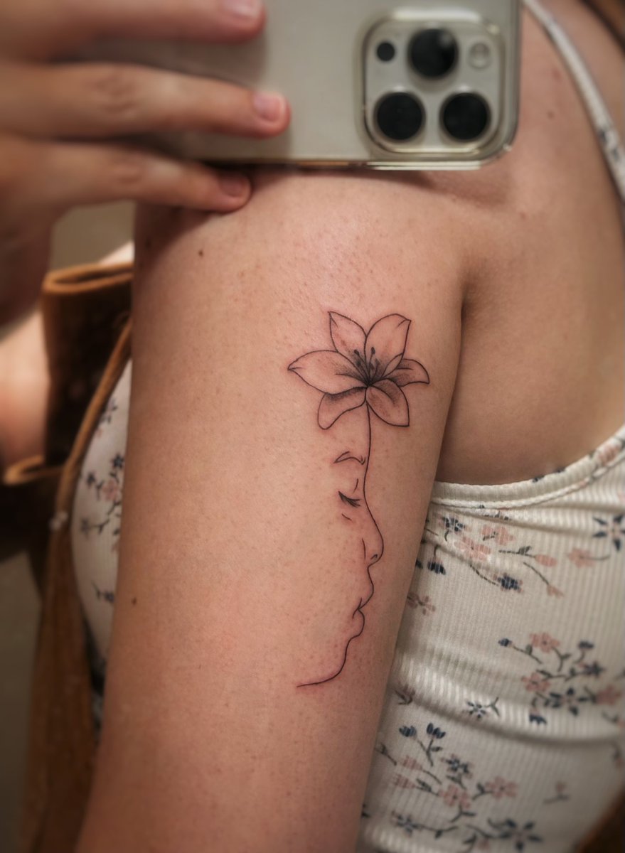 Corey Slater 🍑 tweet media