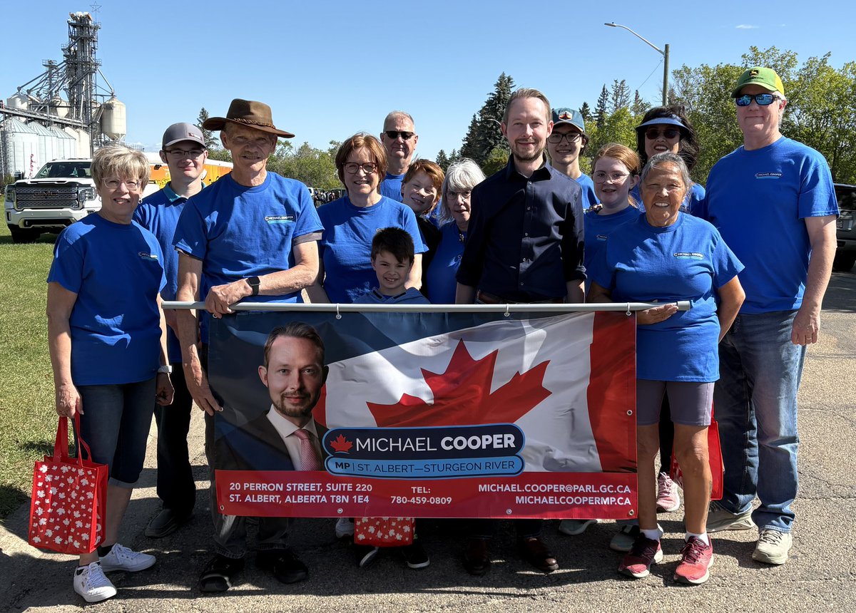 MichaelCooperMP's tweet image. Enjoyed walking in the Pioneer Days parade in Gibbons—part of a two-day festival filled with community activities.
Great to see everyone there.