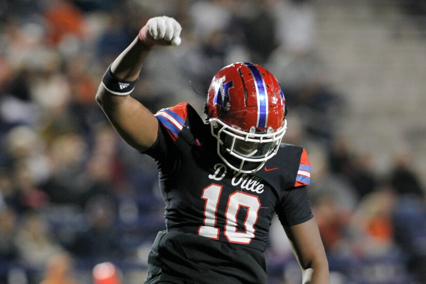 OurTwoBits's tweet photo. 5⭐️ Edge KJ Ford, the #1 player in Texas, has committed to the Gators!!!

Give him a follow... @KJ4ord 

Welcome to the family KJ!!! 🐊🏈🔥 https://t.co/Ry42dxiIFd