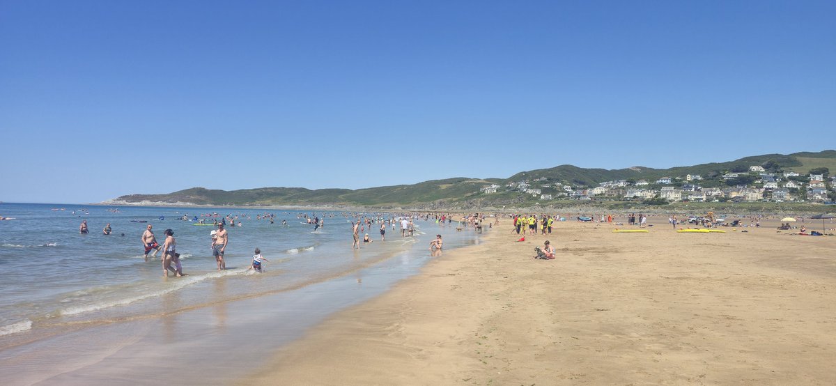 NonDiaCritical's tweet image. Dnes odpoledne .. Woolacombe, Devon🇬🇧. Jedna z nejkrasnejsich a nejvetsich plazi v UK, bily pisek, azurovy Atlantik ohraty o Golfsky proud a opravdove letni vibes, ktere k nam konecne dorazily. Krasny vikend vsem.
☺️👌🇬🇧🏖🌞🌊⛵️🏄♀️