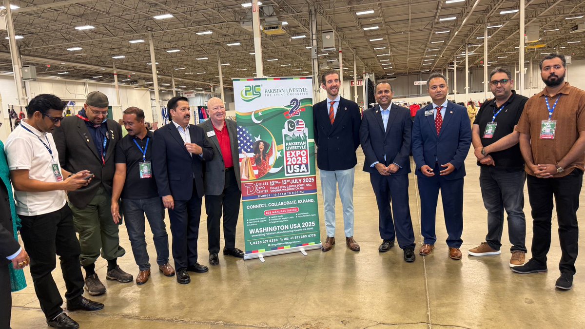 juanpablo4VA's tweet image. It took me three long years but I finally found the storied Pakistani mango!! Thank you to the team organizing the Pakistani Expo in Fairfax today and for the invitation to come and meet so many amazing small biz owners. Pakistan #zindabad