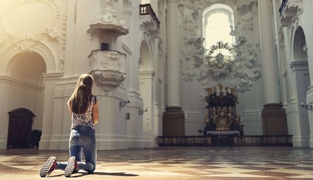 ✝️ Das #Christentum erlebt einen neuen Aufschwung

🔹Die Generation Z (zwischen 1997 und 2012 geb.) zeigt zunehmend Interesse am Christentum, mit einem Tauf-Boom in Ländern wie Frankreich, England und den USA sowie einem leichten religiösen Comeback in Österreich. 

🔹In