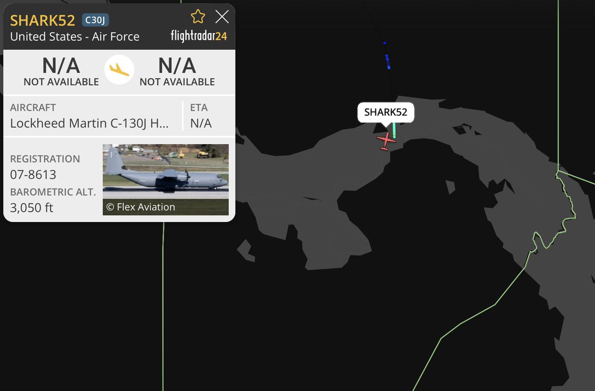 LatAmMilMVMTs's tweet photo. SHARK52 out of MCAS Cherry Point (KNKT) 🇺🇸 descending into Balboa (BLB/MPPA) 🇵🇦.
SHARK52 | 07-8613 | C-130J | #AE293A | USAF https://t.co/KiL32ArK3m