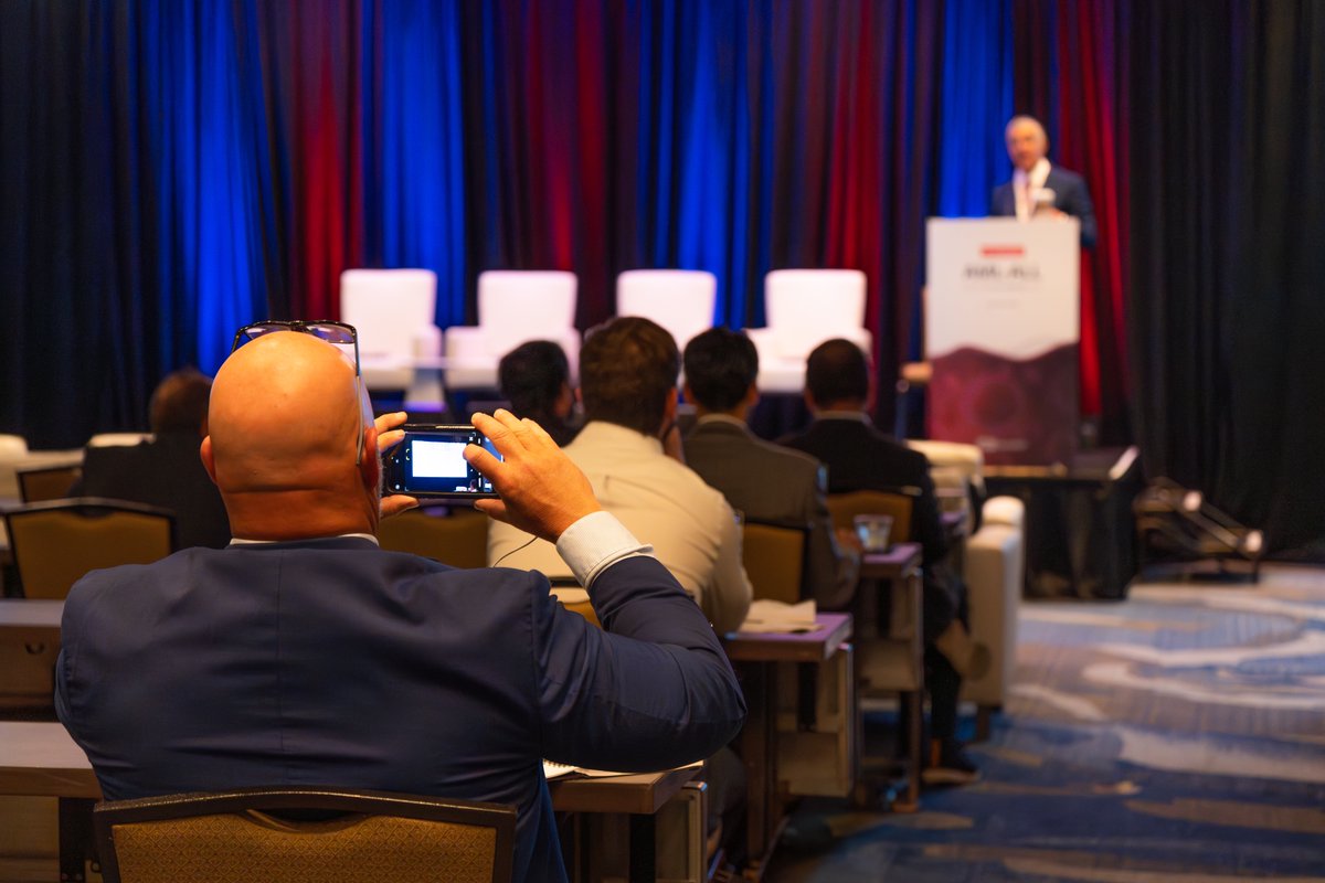 _MDEducation's tweet image. We kicked off Day 3 at the AML-ALL US Focus Meeting 2025 with a dynamic debate on Upfront Triplets vs. Sequential Therapies — featuring @jaltmanmd, advocating for triplets, and Harry Erba, MD, making the case for sequential strategies.
🎥 Register to receive post-meeting…
