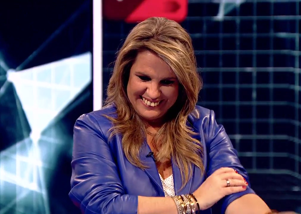 Recuerden que Carmen Porter, la mujer de Iker Jiménez, fue condenada a pagar 43.000 € por infracción tributaria...   

vanitatis.elconfidencial.com/noticias/2017-… #XplicaCrispados