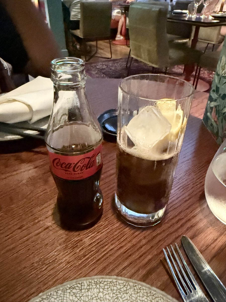 thancyx_'s tweet image. Games so completely gone 😔 @Calfreezy