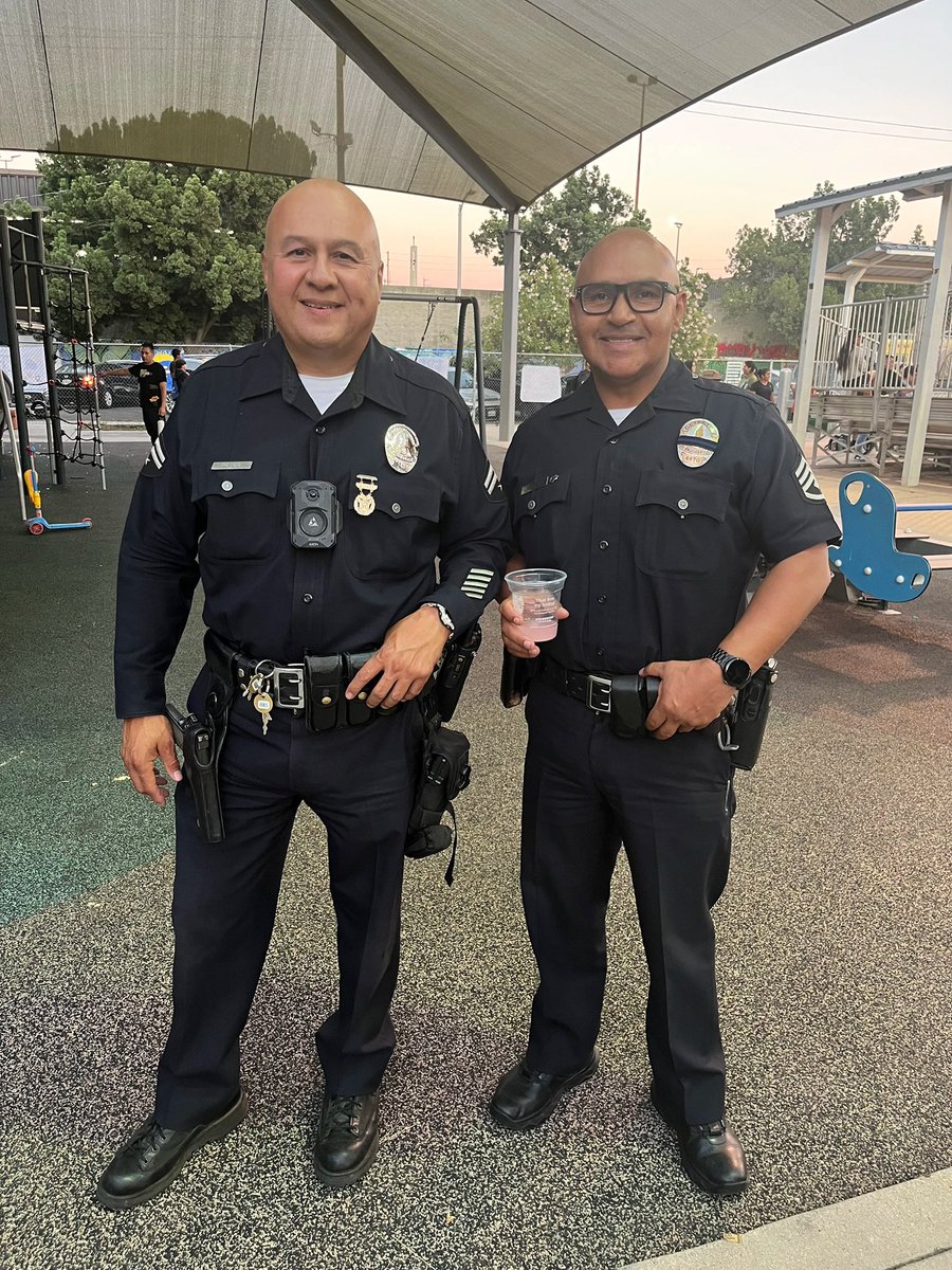 LAPDETingirides's tweet image. The 2025 Summer Night Lights kicks off this weekend across the City 🌆. Come visit one of our sites in @OCB_LAPD
