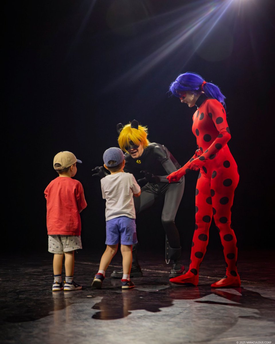 JardindAcclim's tweet image. Ce matin, tout a changé au Jardin d'Acclimatation : on est entrés dans un dessin animé Miraculous !
Vous aussi, partez à la recherche de vos héros préférés dans les allées du Jardin...
#Miraculous #jardindacclimatation #Miraculousladybug #chatnoir #catnoir @BeMiraculousLB
