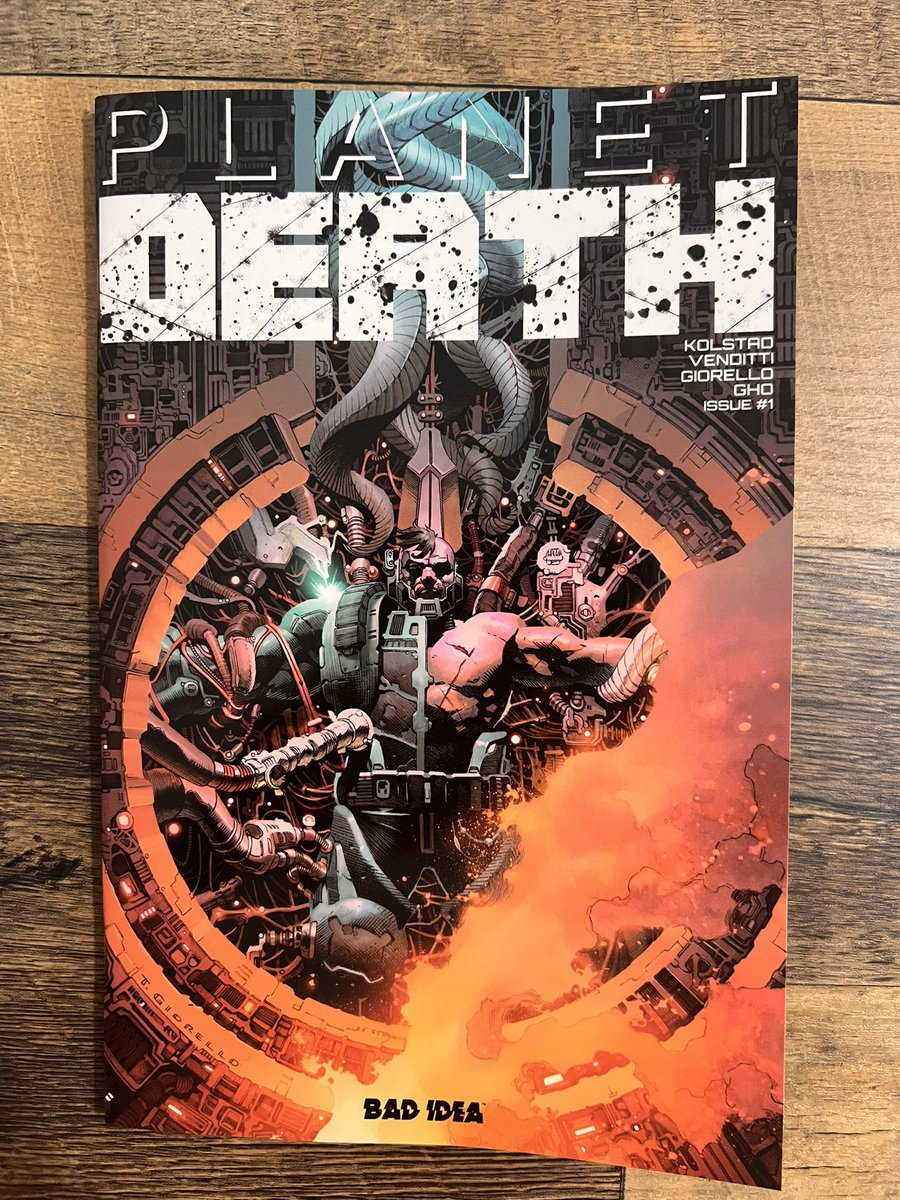 bkthd's tweet image. Planet Death #1: The art in this book is amazing. Quick read, lots of questions left to be answered but non stop pace from page 1. Really enjoyed this one & the taste we get of this universe. W:@robertvenditti & @DerekJKolstad A:@GiorelloTomas C:@sunnygho @badideahello #comics