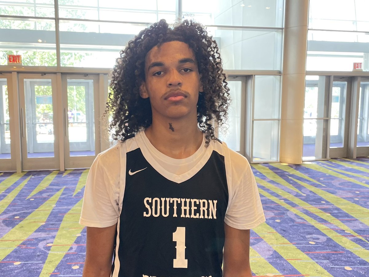 2027 G Dane Diomande was a handful for opposing guards this afternoon. He’s creative with the ball in his hands and can put up points in a hurry. He scored a game-high 21 points for Southern Prospects