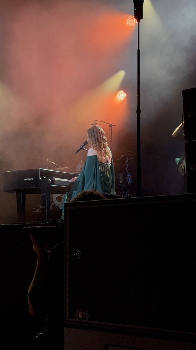 Felix Space Time (@space_time3) on Twitter photo .<a href="/FreyaRidings/">Freya Ridings</a> at <a href="/SomersetHouse/">Somerset House</a> last night.
Iโve been listening to Freya for the past 3 years so this was a special one. .<a href="/FreyaRidings/">Freya Ridings</a> at <a href="/SomersetHouse/">Somerset House</a> last night.
Iโve been listening to Freya for the past 3 years so this was a special one.