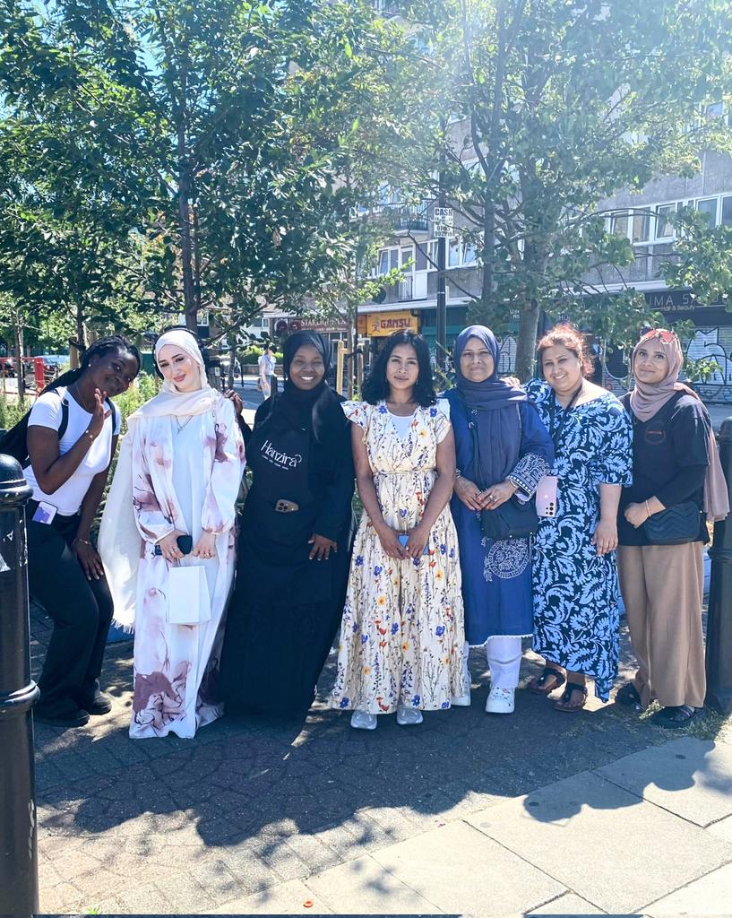 Proud to welcome the female-led market to Roman Road Market Square today as Councillor for Bethnal Green East 🛍️👩🏽‍💼

Great to meet the amazing team behind Femake, an organisation empowering female entrepreneurs 🙌🏽