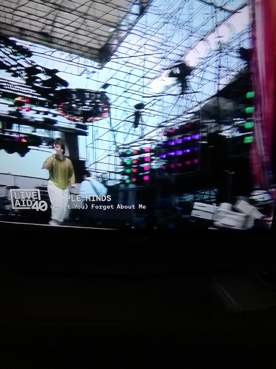Great to see this again! #simpleminds #direstraits #liveaid40
