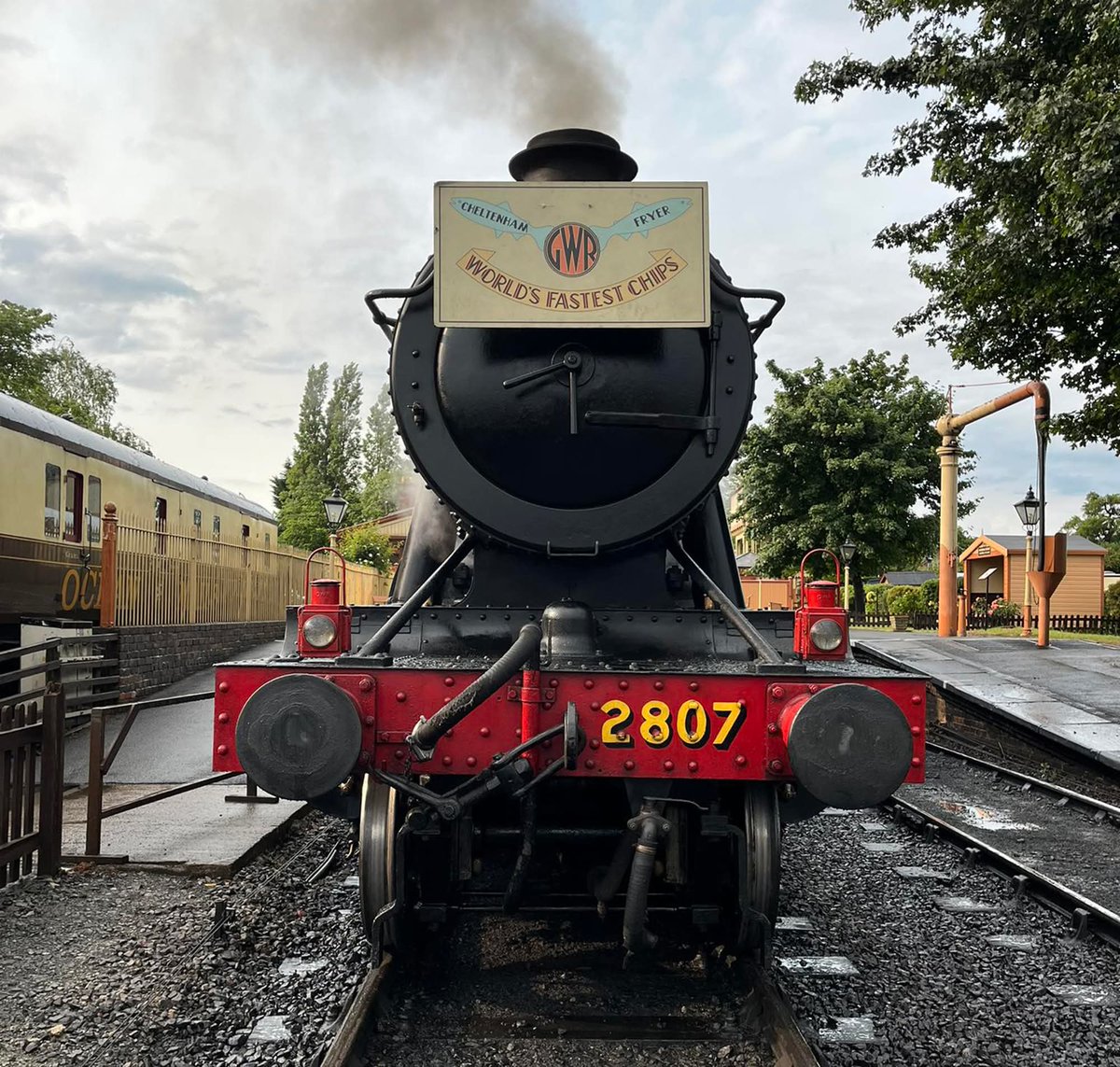 Gloucestershire Warwickshire Railway (@gwsr) on Twitter photo We only have 15 seats left on our evening fish and chip special on Saturday 30th August. They won't be available for long! 
gwsr.com/events/the-che…
#fishandchips #gwsrcotswolds #gwsrrailway #gwsrfishandchips #steamlocomotive 
📸 Andy Beale We only have 15 seats left on our evening fish and chip special on Saturday 30th August. They won't be available for long! 
gwsr.com/events/the-che…
#fishandchips #gwsrcotswolds #gwsrrailway #gwsrfishandchips #steamlocomotive 
📸 Andy Beale