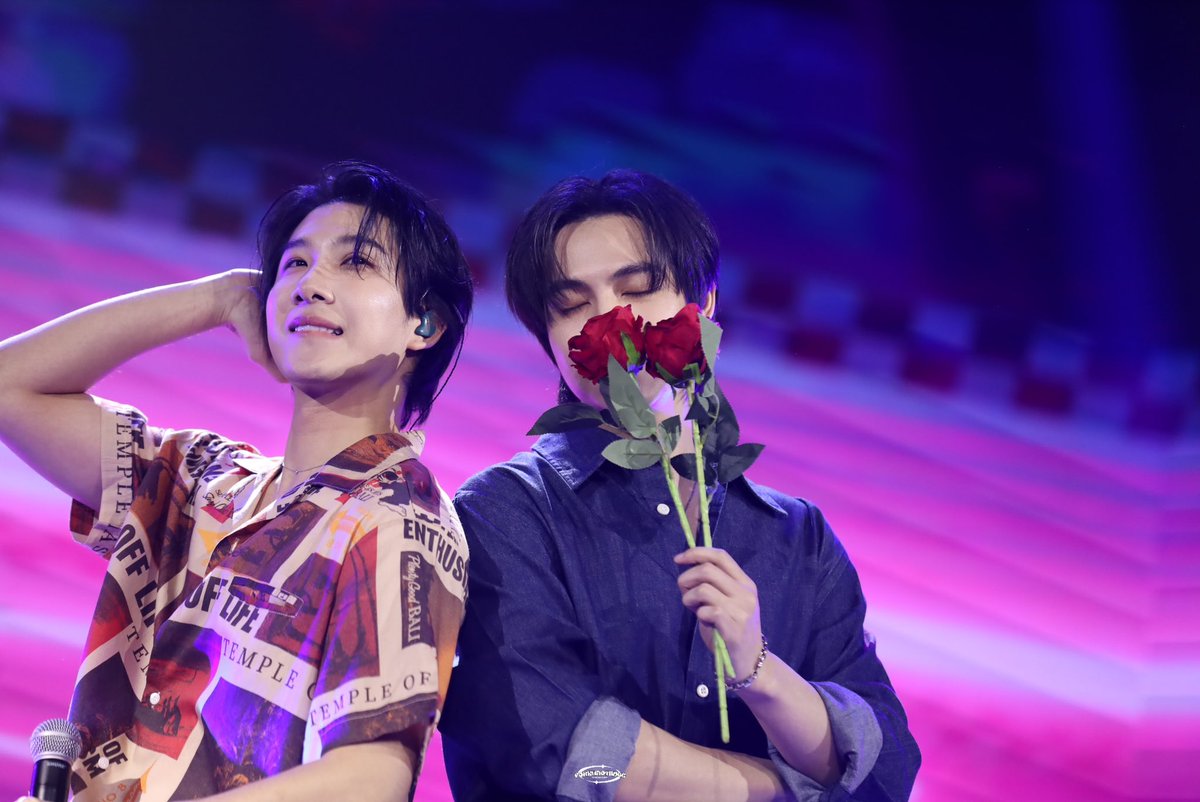 กานต์และไบซันปิดจบทัวร์อเมริกาและลาตินอเมริกาได้อย่างสวยงาม🌹❤️‍🔥🫶🏻

FKJD FM IN NYC
#TheHeartKillersFMinNewyork
#TheHeartKillersUSandLatamTour