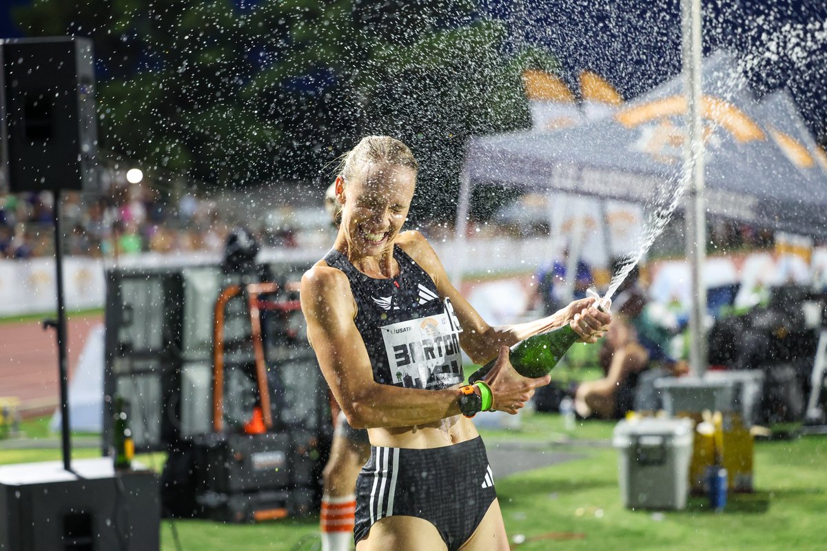 FloTrack (@flotrack) on Twitter photo Laurie Barton takes the women’s 1500m win in 4:03.46! 🔥
Gracie Morris finishes 2nd in 4:04.05, and Lindsey Butler 3rd in 4:06.28 — all hitting new personal bests! 🙌
📸 <a href="/WesHalePhoto/">Wes Hale - RAD Action Photography</a> Laurie Barton takes the women’s 1500m win in 4:03.46! 🔥
Gracie Morris finishes 2nd in 4:04.05, and Lindsey Butler 3rd in 4:06.28 — all hitting new personal bests! 🙌
📸 <a href="/WesHalePhoto/">Wes Hale - RAD Action Photography</a>