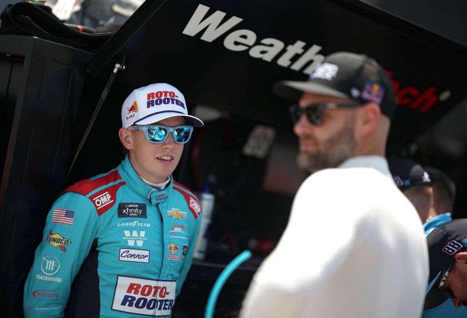 BasWolfe's tweet image. Shane van Gisbergen takes pole at Sonoma, with Connor Zilisch joining him on the front row for the Xfinity race. Who's your pick to win?   sportskeeda.com/nascar/news-no…