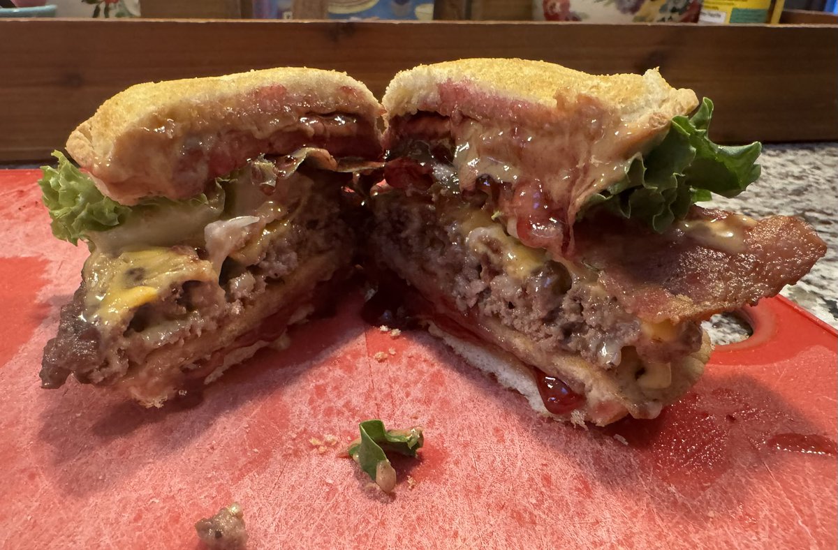 Drew Claussen tweet media