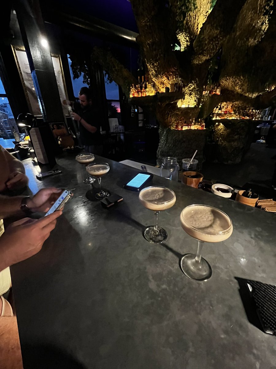 Stultz24's tweet photo. 4 guys pull up to a bar with a tree in the middle of the establishment and order this… https://t.co/a1rpEeqSyL