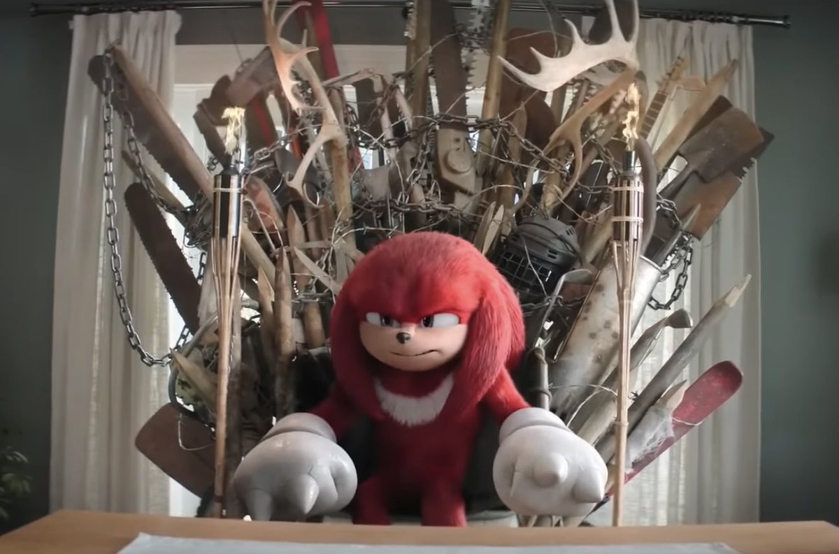 SnazzySonic's tweet image. Went axe throwing with friends and saw this Knuckles ah throne