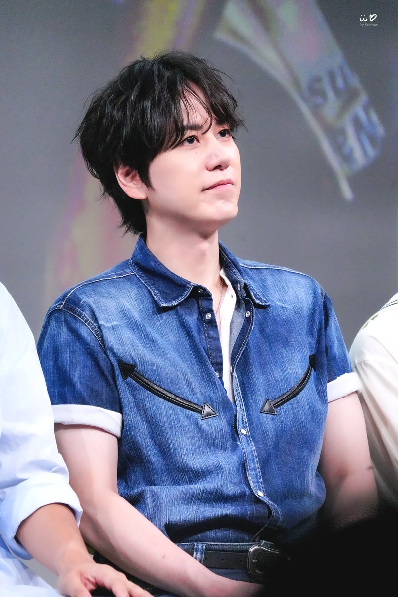 250712 음악중심 사녹 미니팬미팅 
조각 미남

#규현 #KYUHYUN 
#슈퍼주니어 #SUPERJUNIOR