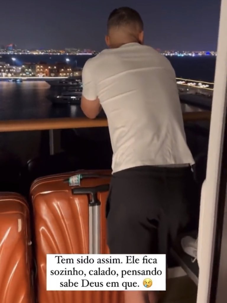 1 MÊS SEM JOGO DO GALO PARA ISSO