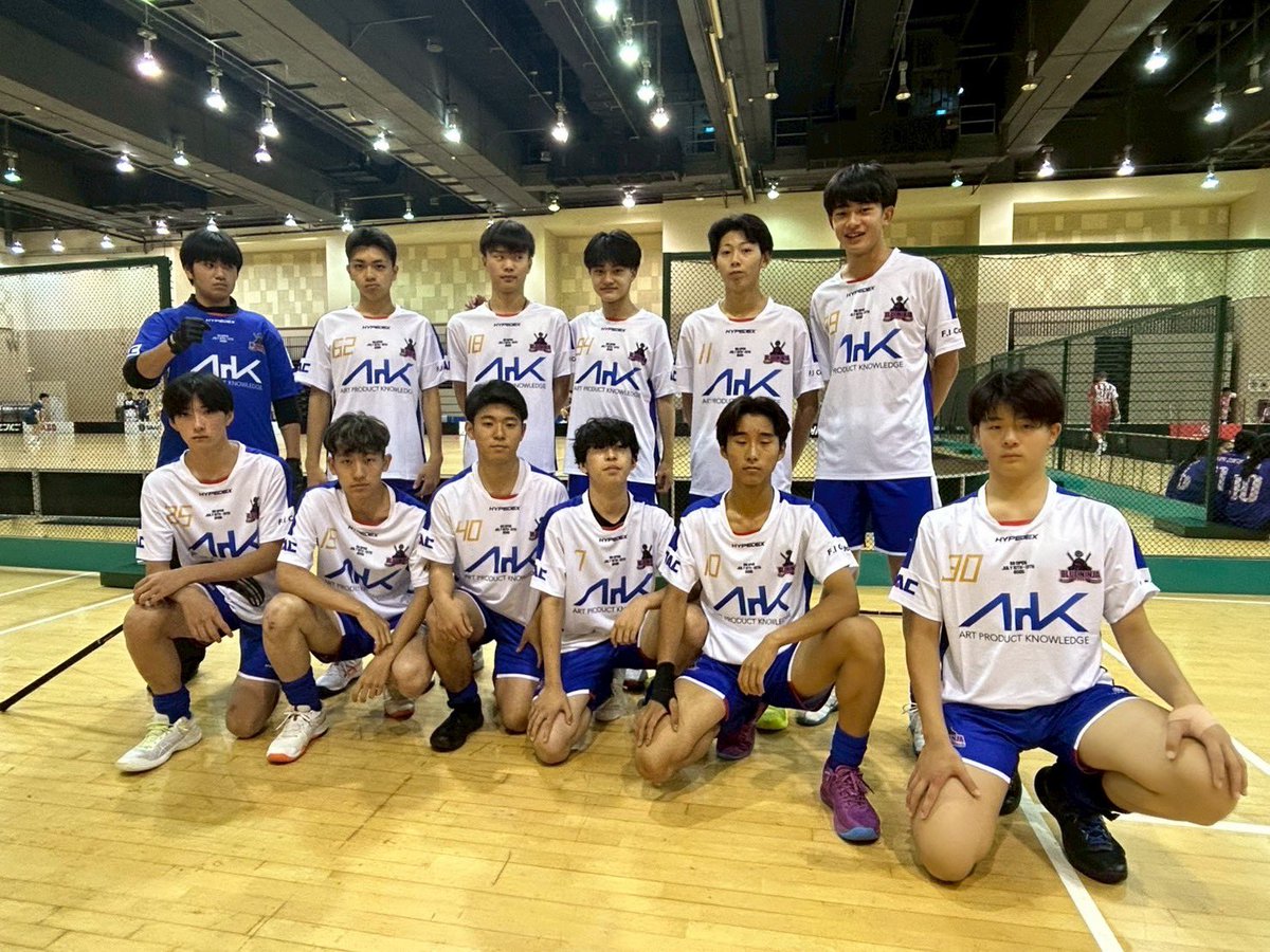 HYPEDEX4's tweet photo. この度、フロアボールのアジア最大の大会であるSG OPEN 2025の男子U-18、U-15に参加するBLUE  NINJA(ブルーニンジャ)様のユニフォームウェアサポートをさせて頂きました。
今年はスポンサー(パートナー)様からサポートを受けながらとなりました。

今後ともBLUE NINJA様のご活躍を心より願っております https://t.co/eIirGqIZyn
