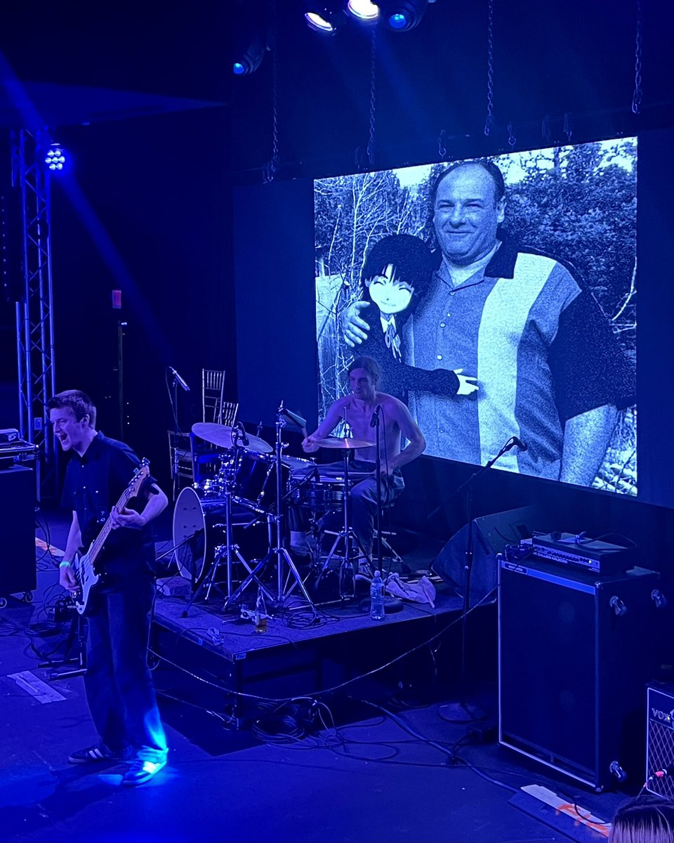 Carly Cosgrove 🏡 (@carlycosgrovepa) on Twitter photo 