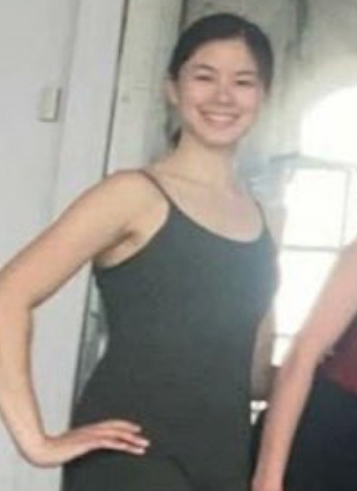 Blurry but beautiful 💖✨

#kissesdelavin

©