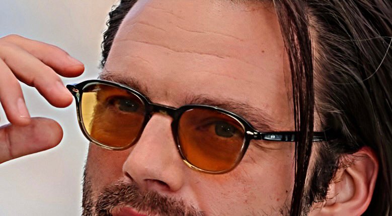 sebastian stan details (@standetails) on Twitter photo 