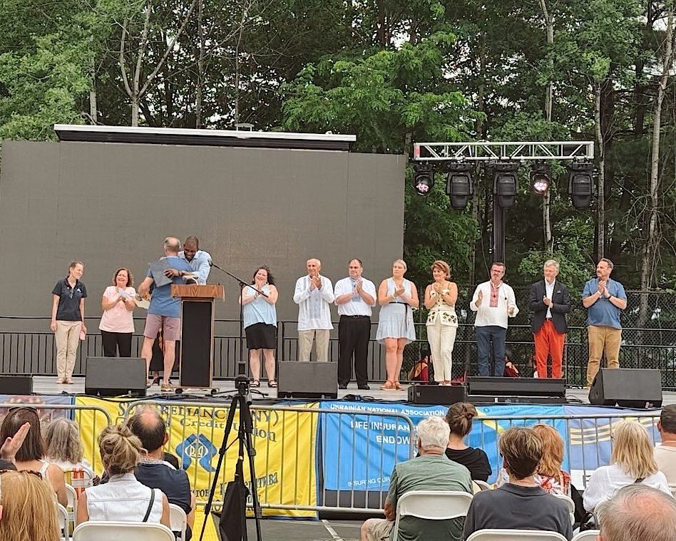 DelgadoforNY's tweet image. Proud to join the Ukrainian-American community at the Soyuzivka Summer Festival in Ulster County. This is a truly special place with a long and proud history. As Ukraine continues its fight for freedom, today serves as a powerful expression of heritage, hope, and unwavering…