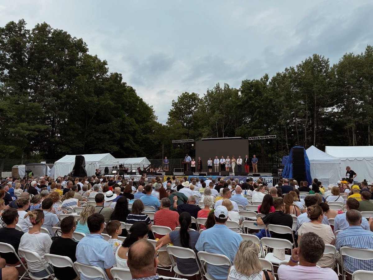 DelgadoforNY's tweet image. Proud to join the Ukrainian-American community at the Soyuzivka Summer Festival in Ulster County. This is a truly special place with a long and proud history. As Ukraine continues its fight for freedom, today serves as a powerful expression of heritage, hope, and unwavering…