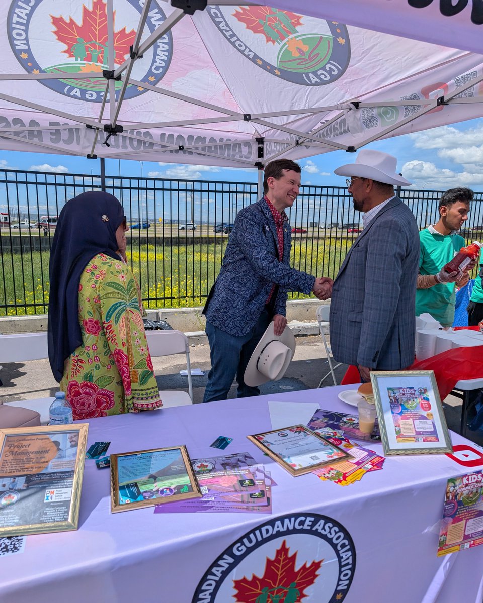 JeromyYYC's tweet image. Thank you to the Al-Madinah Calgary Islamic Assembly for the warm welcome this afternoon. And thank you for your ongoing work to bring communities together. #yyccc