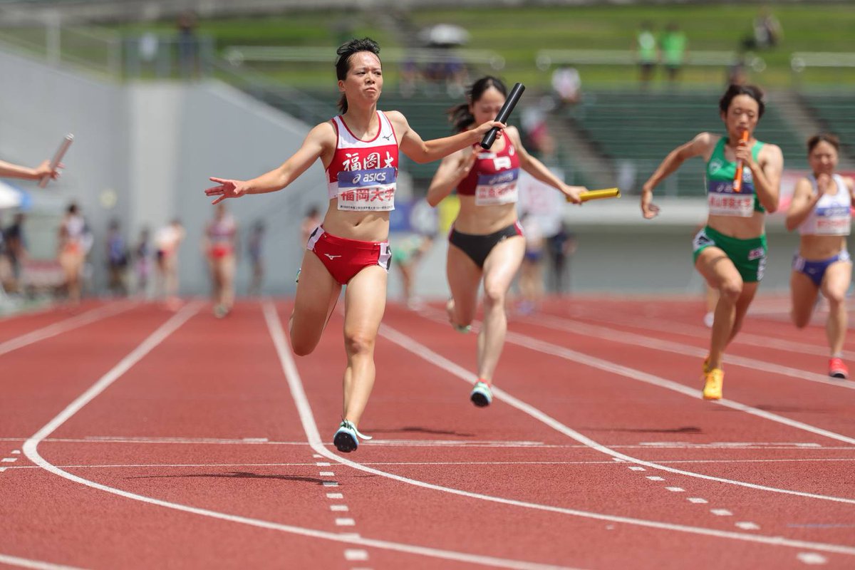 Getsuriku's tweet photo. #日本選手権リレー 
女子4×100mR
福岡大43.92！！！！！
学生新！！！！！
単独チーム初の43秒台！！！！！

柴藤凜
前田美結子
大林璃音
山形愛羽 https://t.co/4Rw0FNWW7p