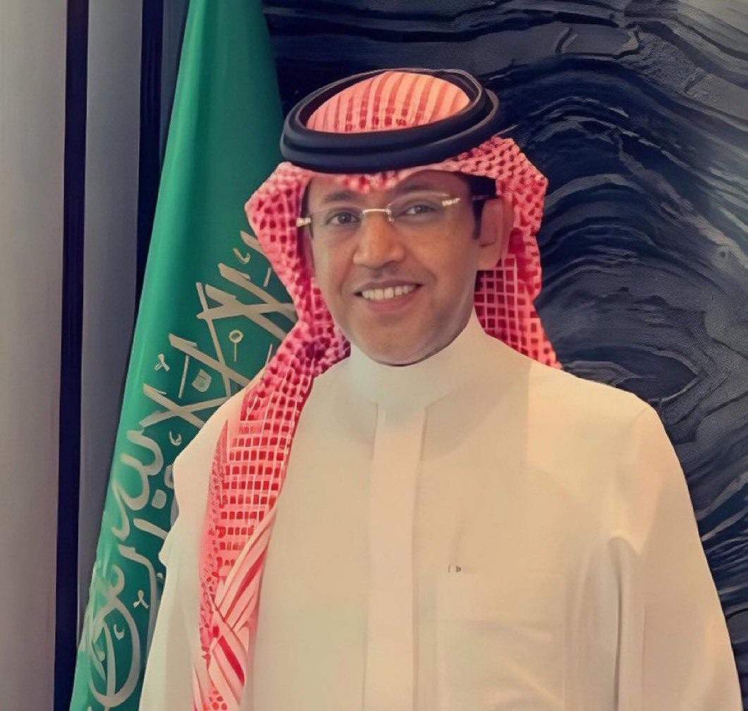 ali_albarge's tweet image. #دعوه_لعبدالعزيز_احمد_بغلف رمز للوفاء والحب الصادق لهذا الوطن من اوائل المبادرين في مناسبات الوطن والداعم الأكبر بعد قيادتنا الرشيدة لأبناء وبنات الوطن تواضع وأخلاق عالية جدآ
الله يوفقه ويمتعه بالصحة والعافية ويزيدة من فضلة ويرفع من شأنه ويدله على الخير وسنة نبيه محمد صلى الله…