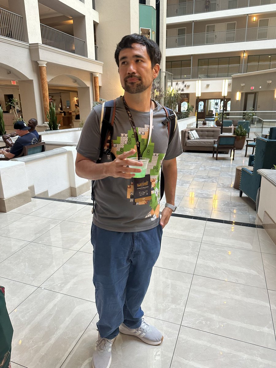 shannondorf_'s tweet image. was asking charles if he was familiar with brawl taunts so i could reference it and he goes
yeah some of my favorite taunts are from brawl!