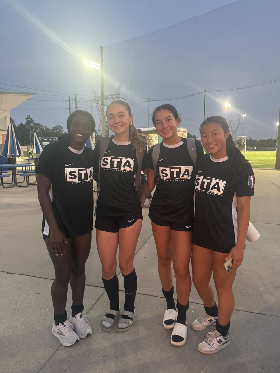 Catalina Mangone tweet media