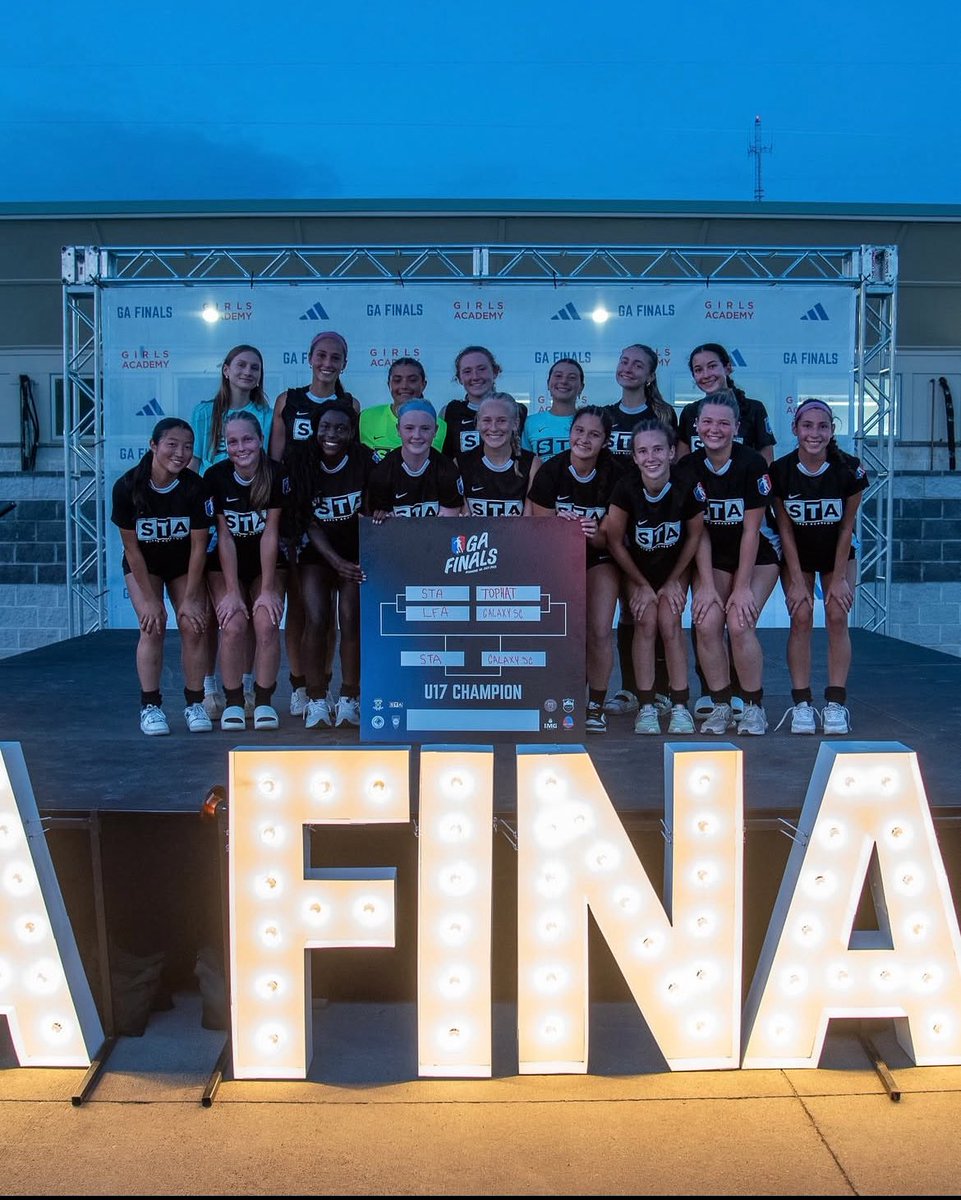 Catalina Mangone tweet media