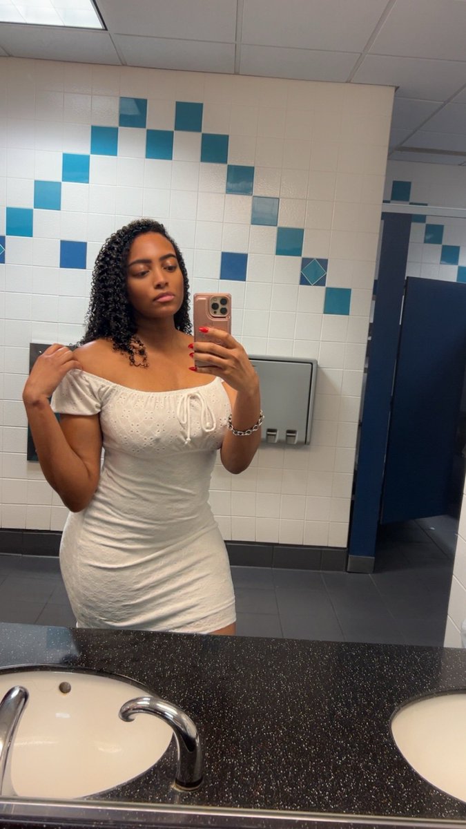 Notbubbz01's tweet photo. I felt wholesome today 🤍 https://t.co/Np1ADNBeJ3