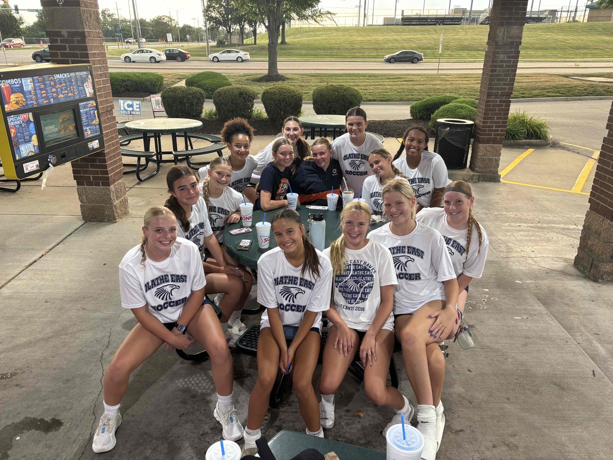 Olathe East Soccer tweet media