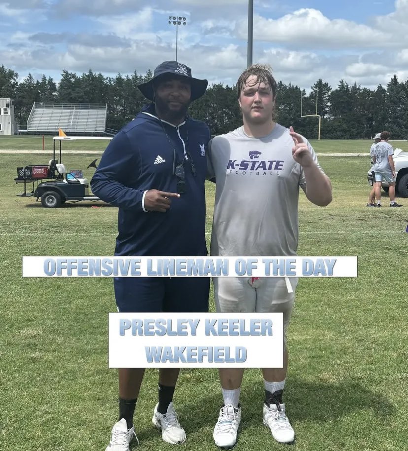 PresleyKee33894's tweet photo. After a great day with my team at the epic football team camp I’m blessed to receive an offer from midland university as-well as being voted best offensive lineman at the camp! #football #lineman #classof2026 #offensivelineman #defensivelineman https://t.co/WgOp05nkzn