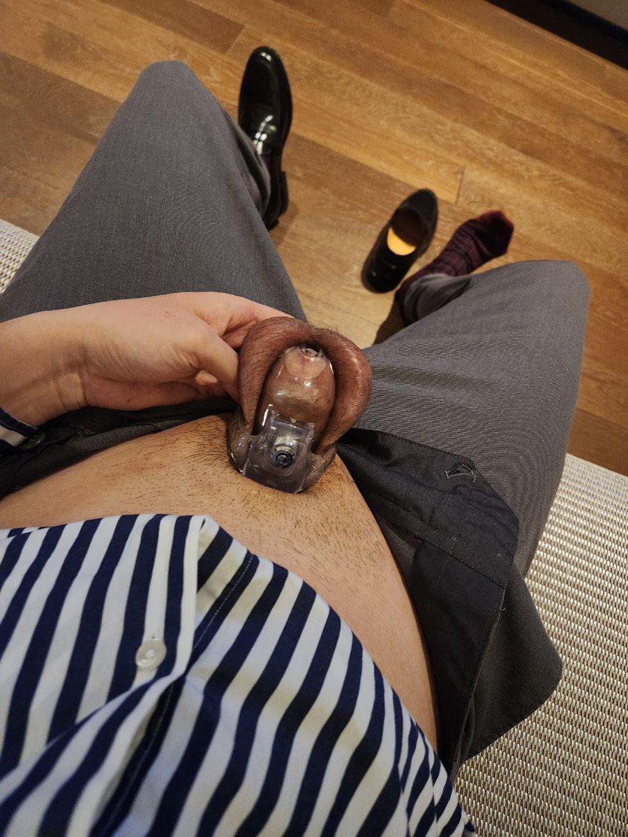 SuitLock's tweet photo. 正装锁日常 https://t.co/9i85CMwTTs