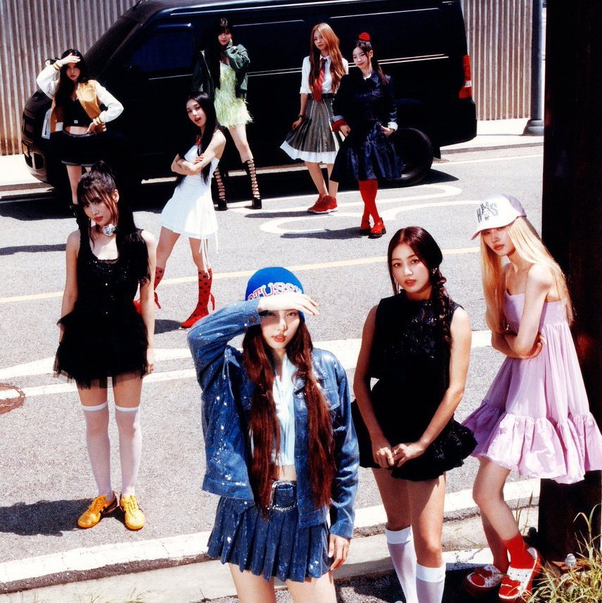 👑😳 SIMPLESMENTE ICÔNICO! TWICE foi o grupo mais transmitido entre TODOS os grupos de K-pop e girlgroups no Global Spotify Daily Top Artists, liderando como o grupo feminino mais ouvido em 16 países.

E tem MAIS: TWICE registrou seu MAIOR DIA DE STREAMS no Spotify ontem, com