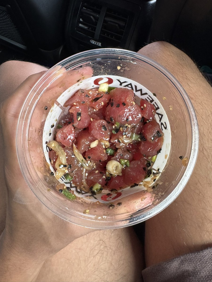 weeniegate's tweet image. Eating this bowl of pink I miss her