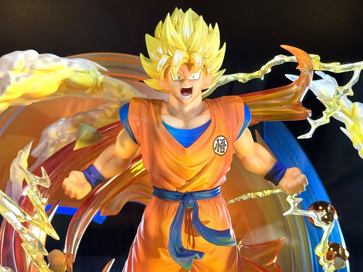 ドラゴンボール ゲキシン スクアドラブース

悟空フィギュアが展示中🐉🟠
フォトスポットも大迫力でした！！！

#ジャンプビクトリーカーニバル 
#ドラゴンボール #ゲキスク