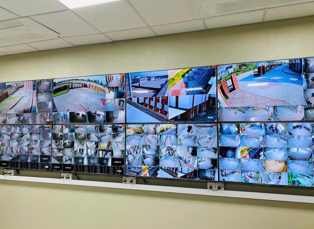 zuba75489's tweet image. #SindhGovt چلڈرن اسپتال سکھر کا انفراسٹرکچر مکمل! 🌟
200 بستروں پر مشتمل جدید اسپتال، SICHN کے تحت مفت بچوں کا علاج فراہم کرے گا—جلد کام شروع ہونے والا ہے۔
#SindhFacts #ChildHealth