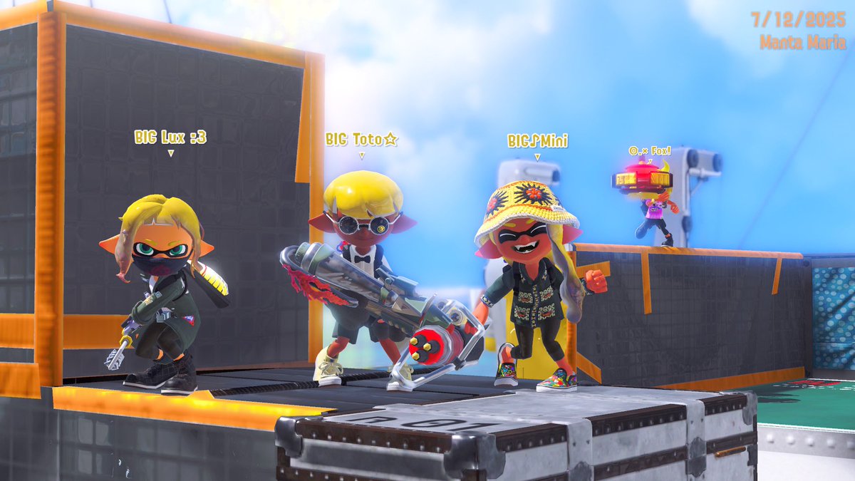 BFSC_spl's tweet image. We got top 8 in CCA Booyah Bowl All Stars!! Fun event to get invited too!GGs to everyone!!🥳

Lux: oh deeer 
Mini &amp;amp; Toto: played turf war in s2 
Fox: had hammer sounds above him the whole tourney