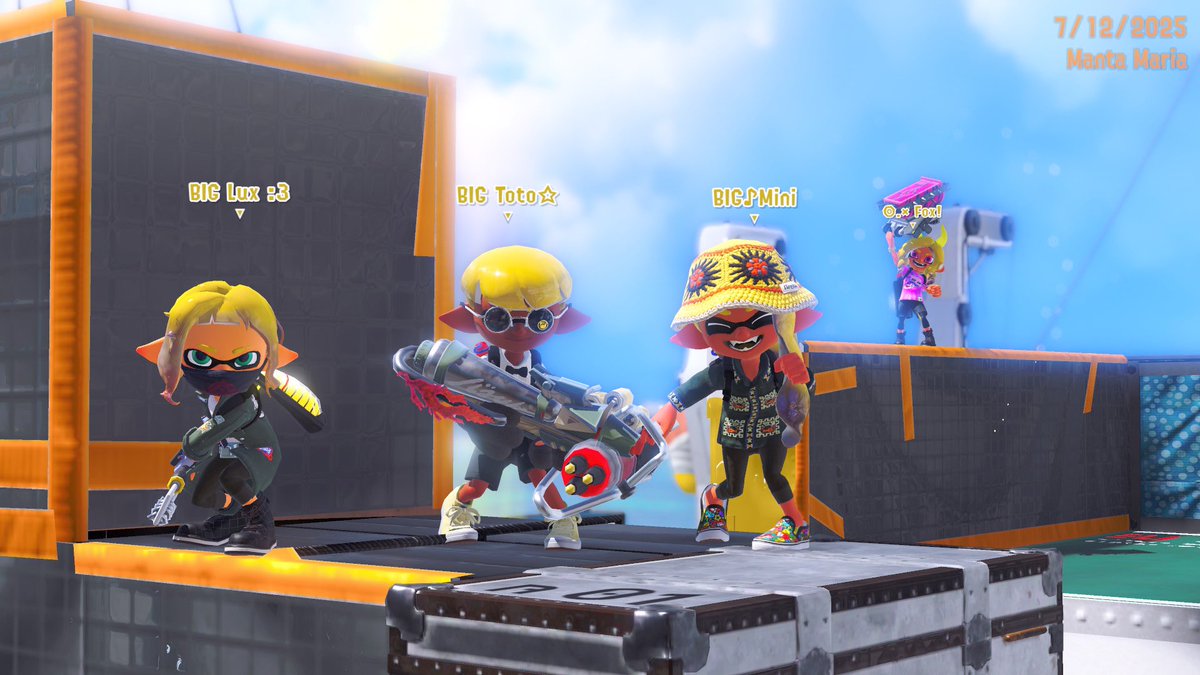 BFSC_spl's tweet image. We got top 8 in CCA Booyah Bowl All Stars!! Fun event to get invited too!GGs to everyone!!🥳

Lux: oh deeer 
Mini &amp;amp; Toto: played turf war in s2 
Fox: had hammer sounds above him the whole tourney
