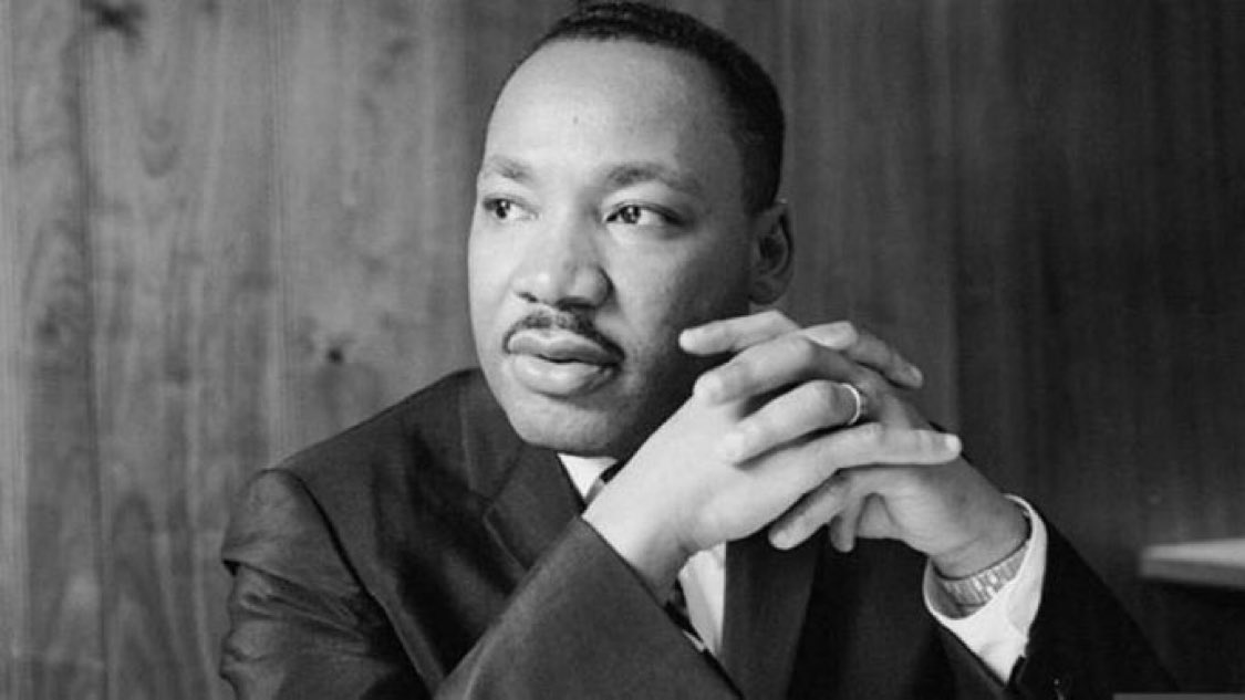 coherence_e's tweet image. « Certaines personnes te rejetteront, car ta lumière est trop intense pour eux, c’est comme ça. Continue de rayonner. »
Martin Luther King